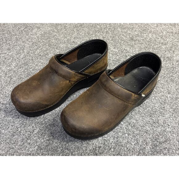 Dankso Women’s 38 (7.5/8) Brown Leather Professional Slip On Comfort Clogs - Picture 1 of 7